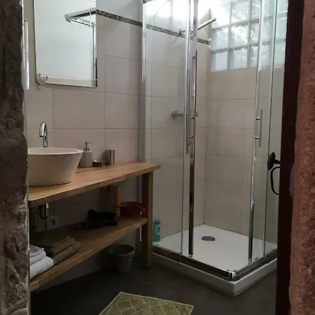 La Troliere ゲストハウス オートリー・イサール