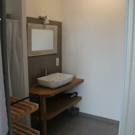 La Troliere ゲストハウス 4*