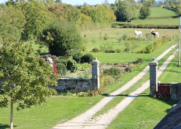 La Troliere 4* Autry-Issards